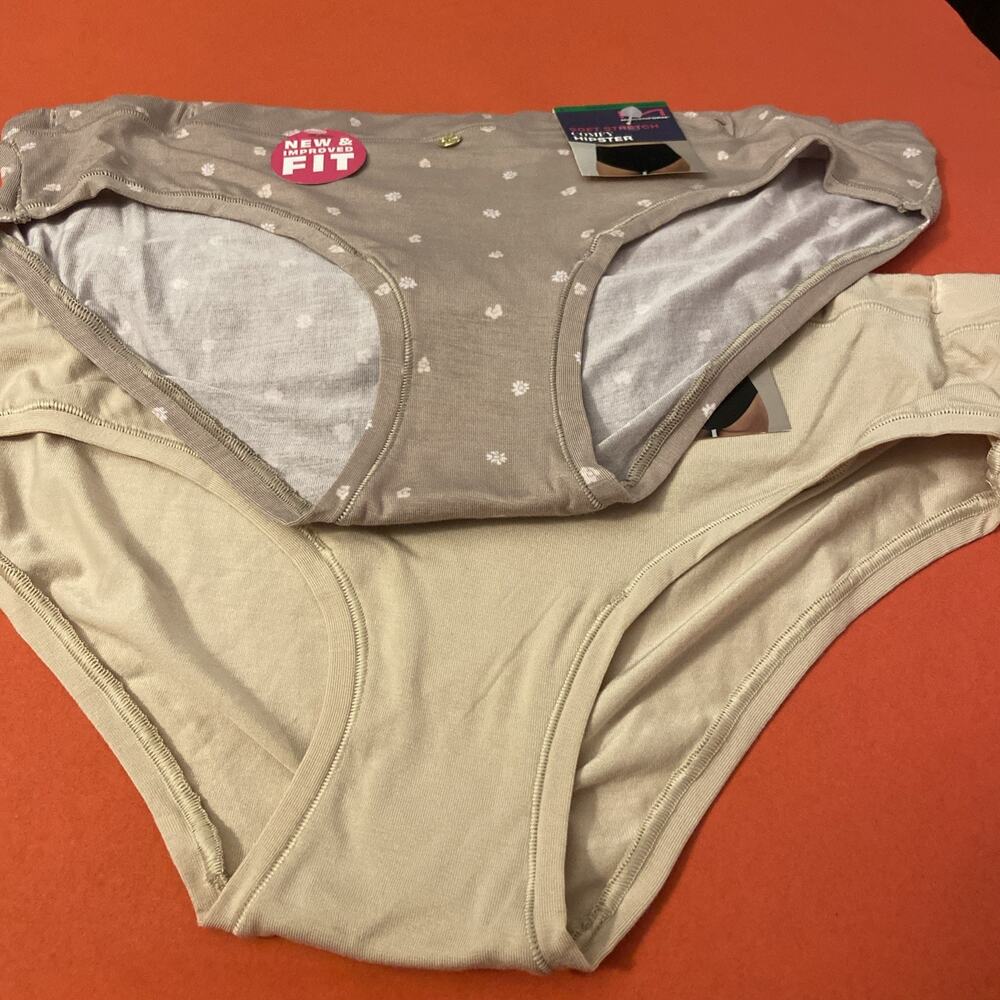 NEW! MAIDENFORM 2 PACK BEIGE COMFY STRETCH HIPSTER PANTIES / Large / 7